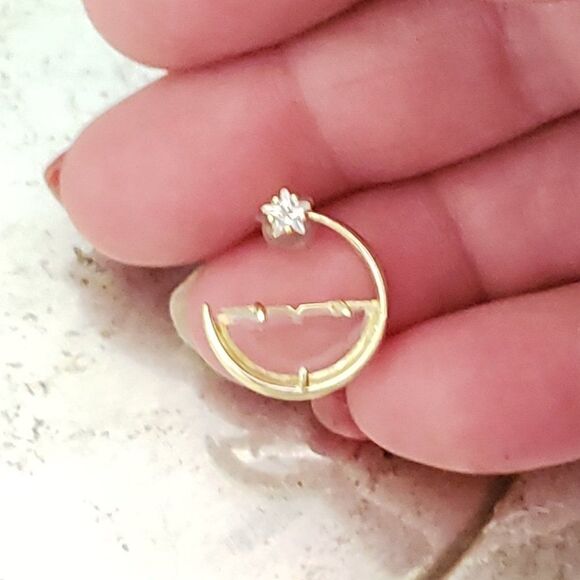 New! Anna Glass Hoop Earrings - Picture 2 of 15